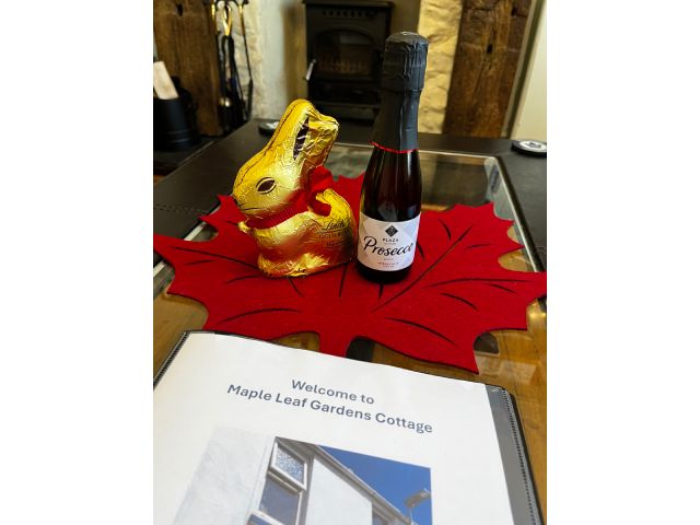 Welcome to Maple Leaf Gardens Cottage